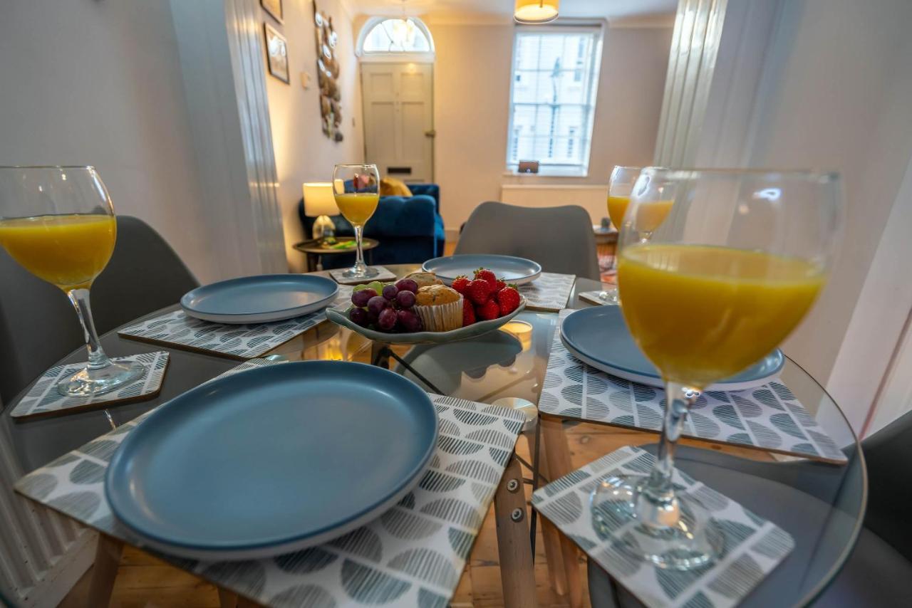 Two Bedroom House In Canterbury City Centre Zewnętrze zdjęcie