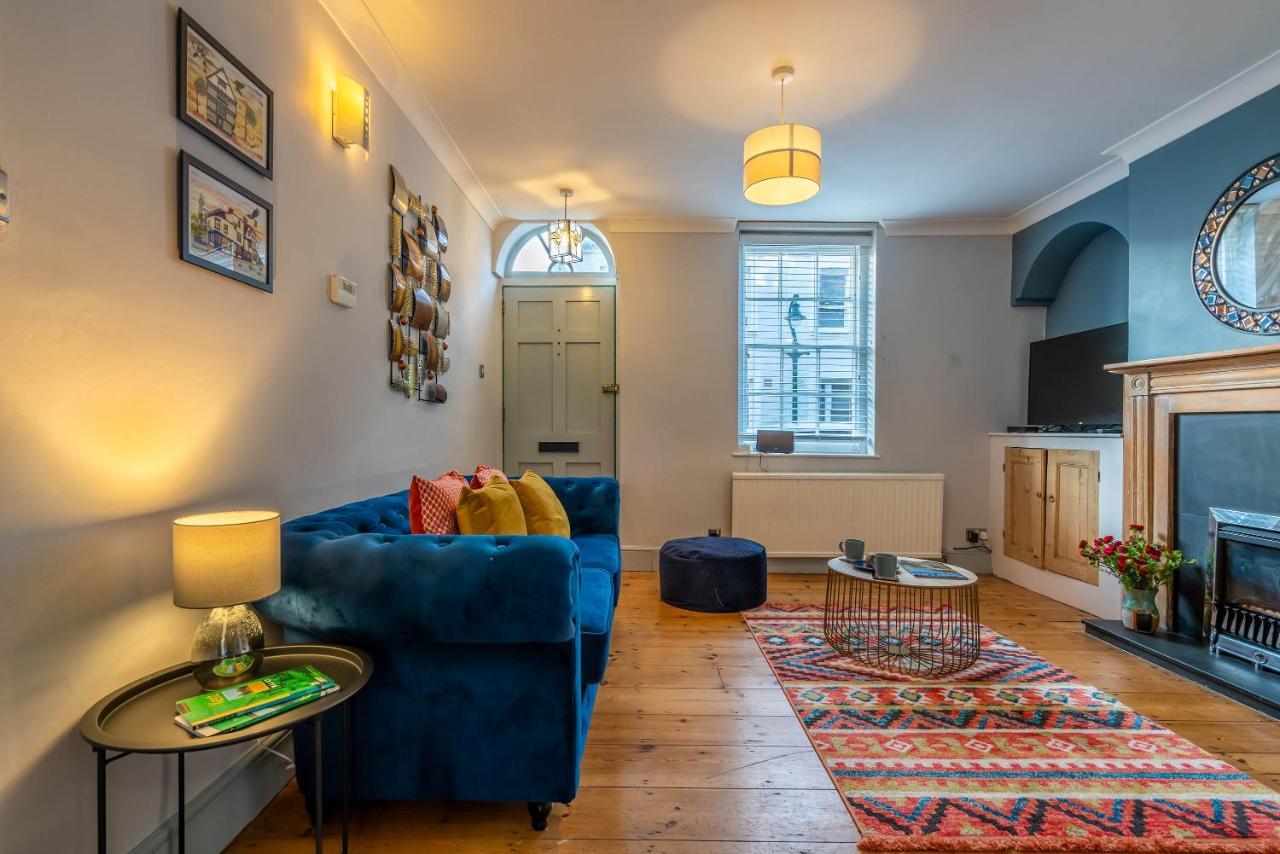 Two Bedroom House In Canterbury City Centre Zewnętrze zdjęcie