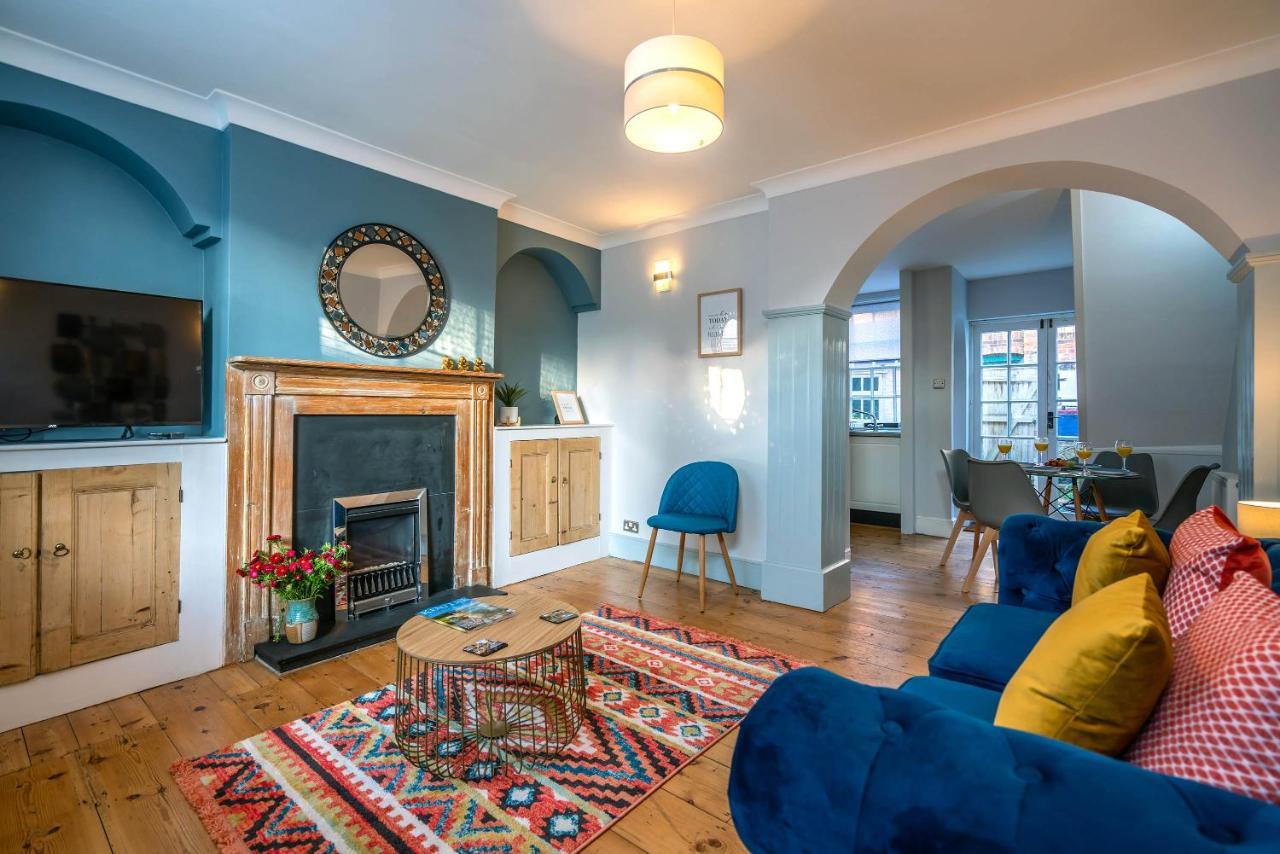 Two Bedroom House In Canterbury City Centre Zewnętrze zdjęcie