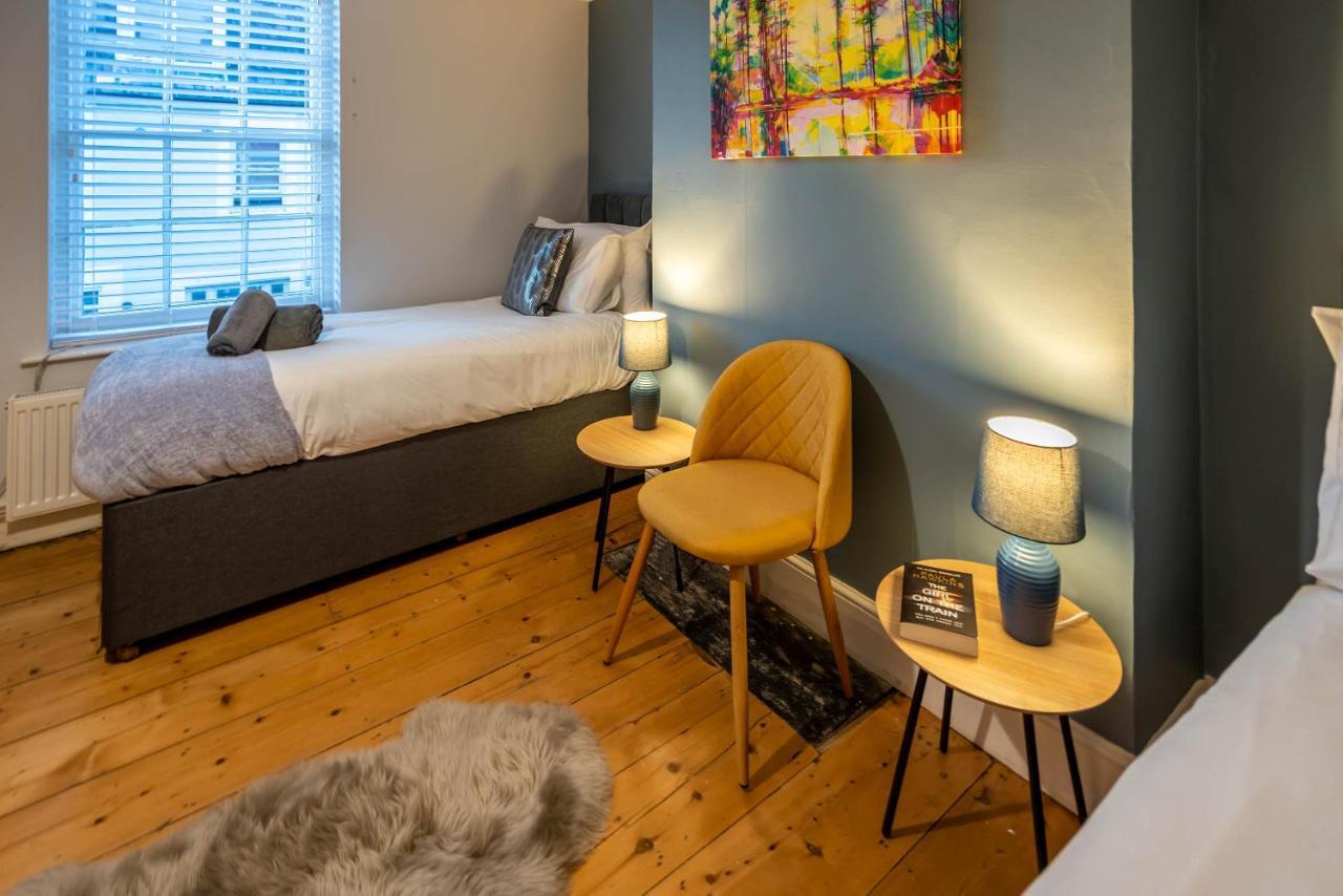 Two Bedroom House In Canterbury City Centre Zewnętrze zdjęcie