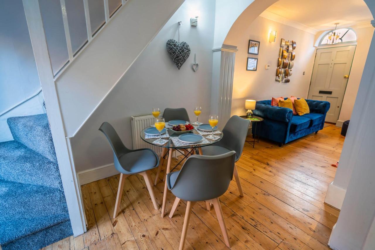 Two Bedroom House In Canterbury City Centre Zewnętrze zdjęcie