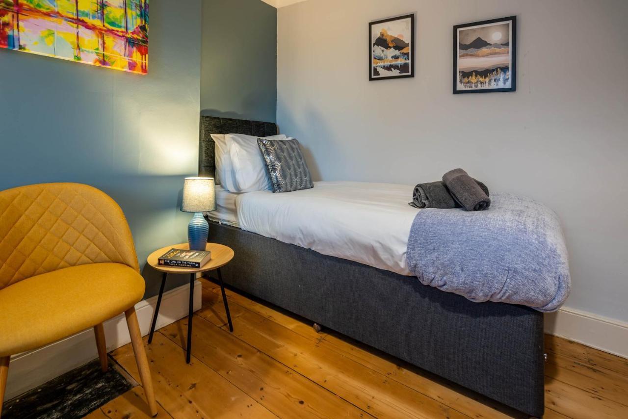 Two Bedroom House In Canterbury City Centre Zewnętrze zdjęcie